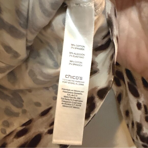 Leopard Print Denim Jacket With Studded Collar By Chicos 0=Small or 4 - Picture 4 of 7